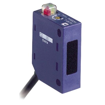 Picture of photo-electric sensor - XUM - reflex - Sn 4m - 12..24VDC - cable 2m