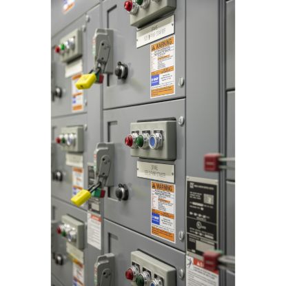 Picture of Empty enclosure control station, Harmony 9001K, Harmony 9001SK, aluminium, 4 cut outs, 30mm