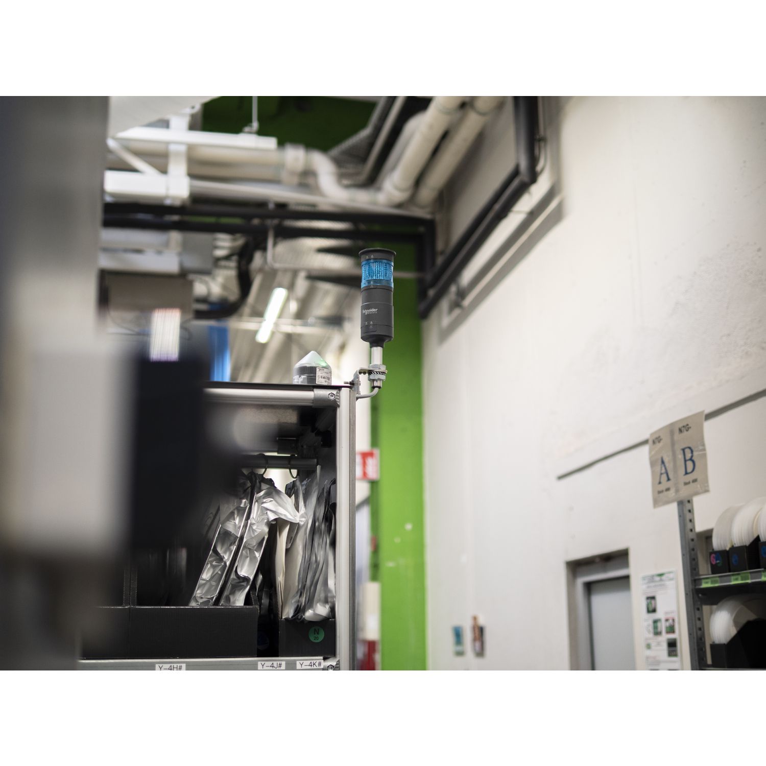 Picture of External antenna for harmony Hub ZBRN1 and ZBRN2, Harmony XB5R, 2m cable, 1 radio frequency connector