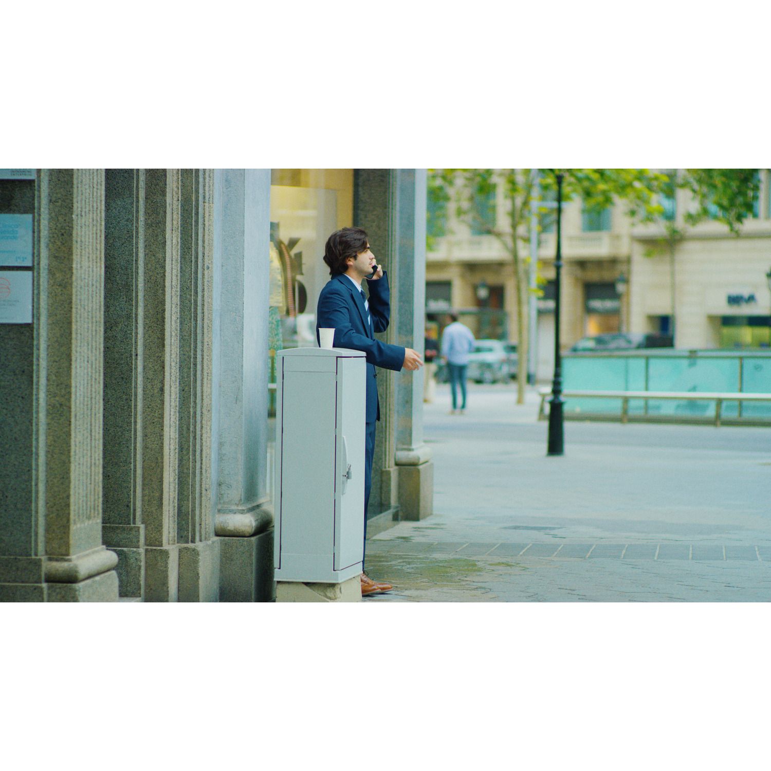 Picture of Floor standing polyester enclosure, Thalassa, Thalassa PLA, plain door, completely sealed, 750x500x420mm, IP65, IK10