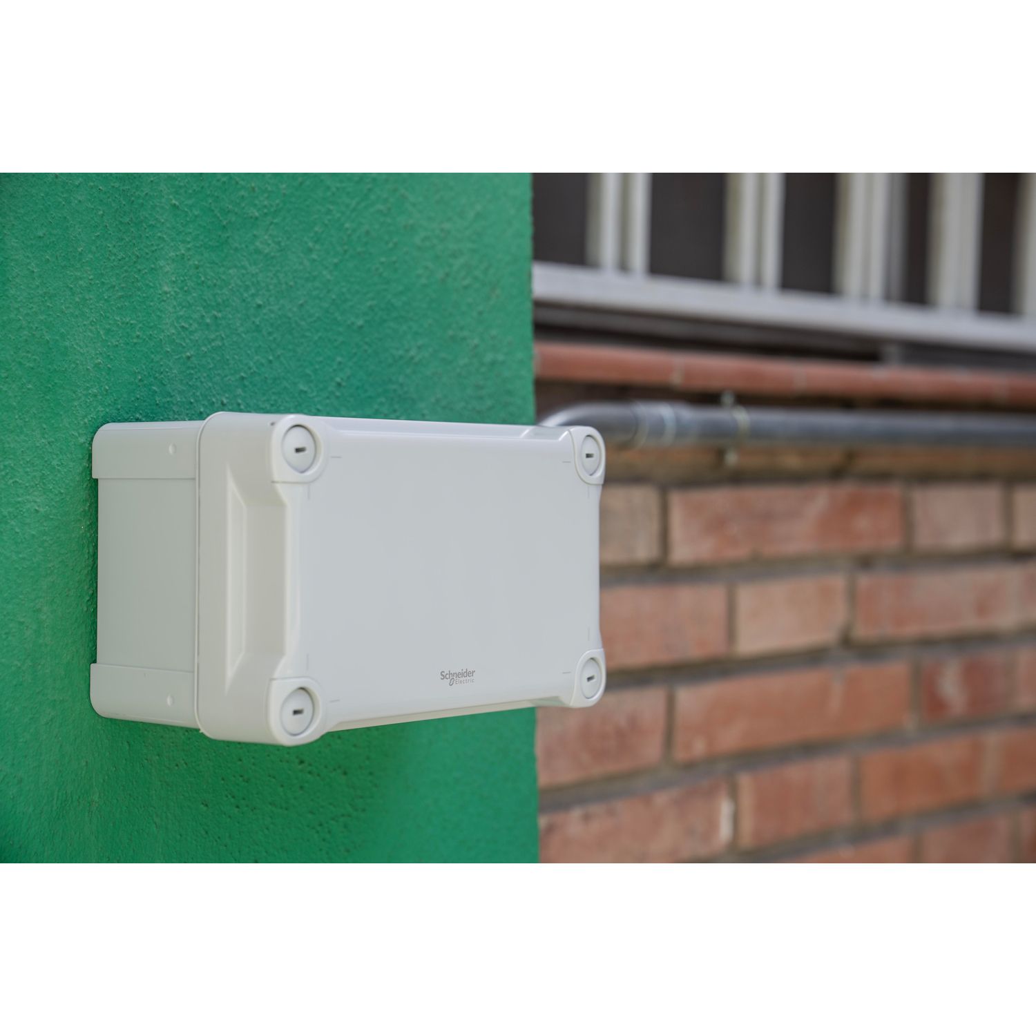 Picture of PC box, Thalassa, IP66 IK08 RAL7035 Int.H125W80D65 Ext.H138W93D72 opaque PC cover H20