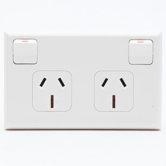 Picture of Socket Outlet 600 Series - Twin switched - Assembled - Horizontal - 250 V - 15 A - White