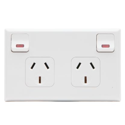 Picture of Socket Outlet 600 Series - Twin switched - Assembled - Horizontal - Neon ON indicator - 250 V - 10 A - White