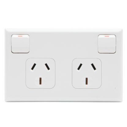 Picture of Socket Outlet 600 Series - Twin switched - Assembled - Horizontal - 250 V - 10 A - White
