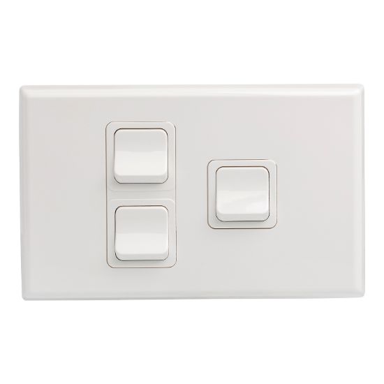 Picture of 2-Way Horizontal Waterproof Switch; 16A/16AX/M50, 3-Gang, 1P, White