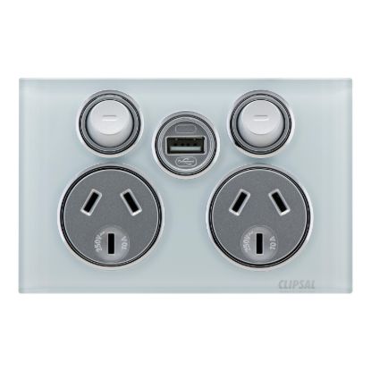 Picture of Socket Outlet, Saturn Series, Twin switched, Assembled, Single USB charger, Horizontal, 240 V, 10 A