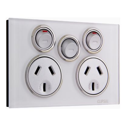 Picture of Twin Switched Socket Outlet, Saturn Series, 250V, 10A with Extra Switch