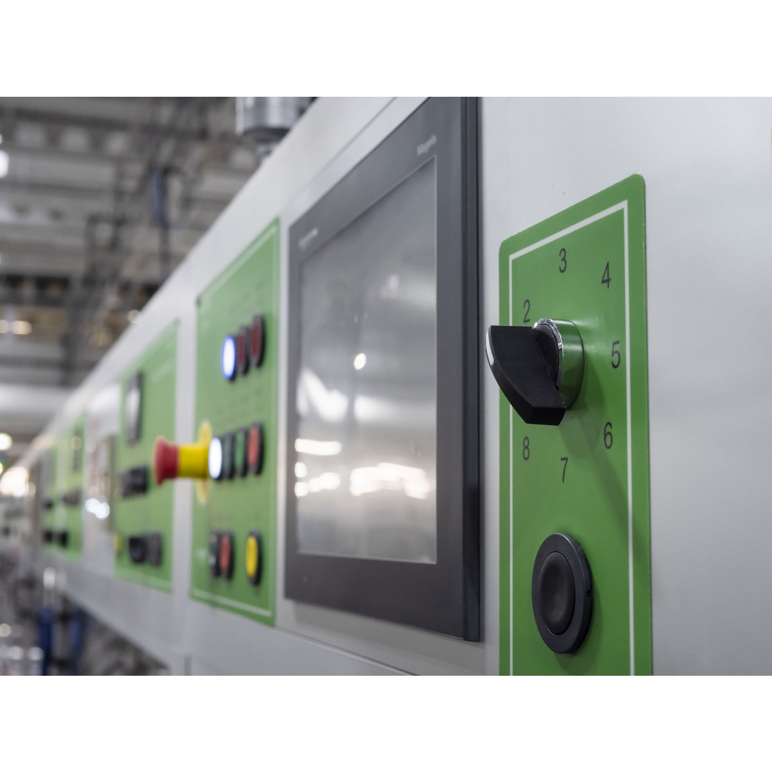 Picture of Complete selector switch, Harmony XB4, Explosive atmosphere, swith 3 positions spring return