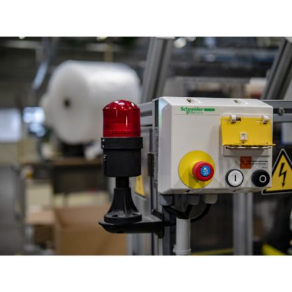 Picture of LED bulb BA 15d red steady light 230V