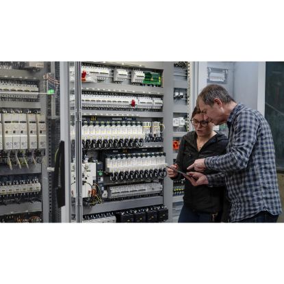 Picture of 3-phase control relay, Harmony Control Relays, 8A, 2CO, overfrequency and underfrequency, 208â€¦480V AC