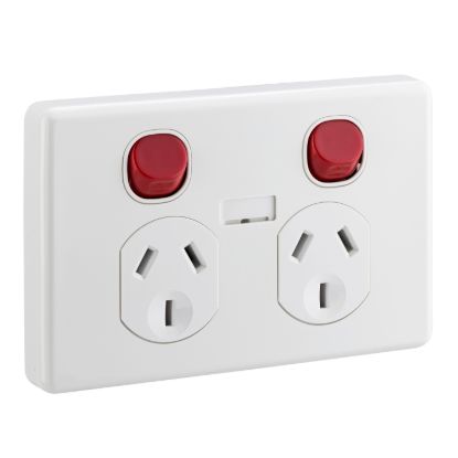 Picture of Switched Socket, Classic C2000 Series, Twin Circuit Identification Clasic W/Rdl