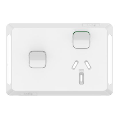 Picture of Single Power Point Skin, Pro Series, Horizontal Mount, 1ExBlank, 10A, 250V, Clip-On